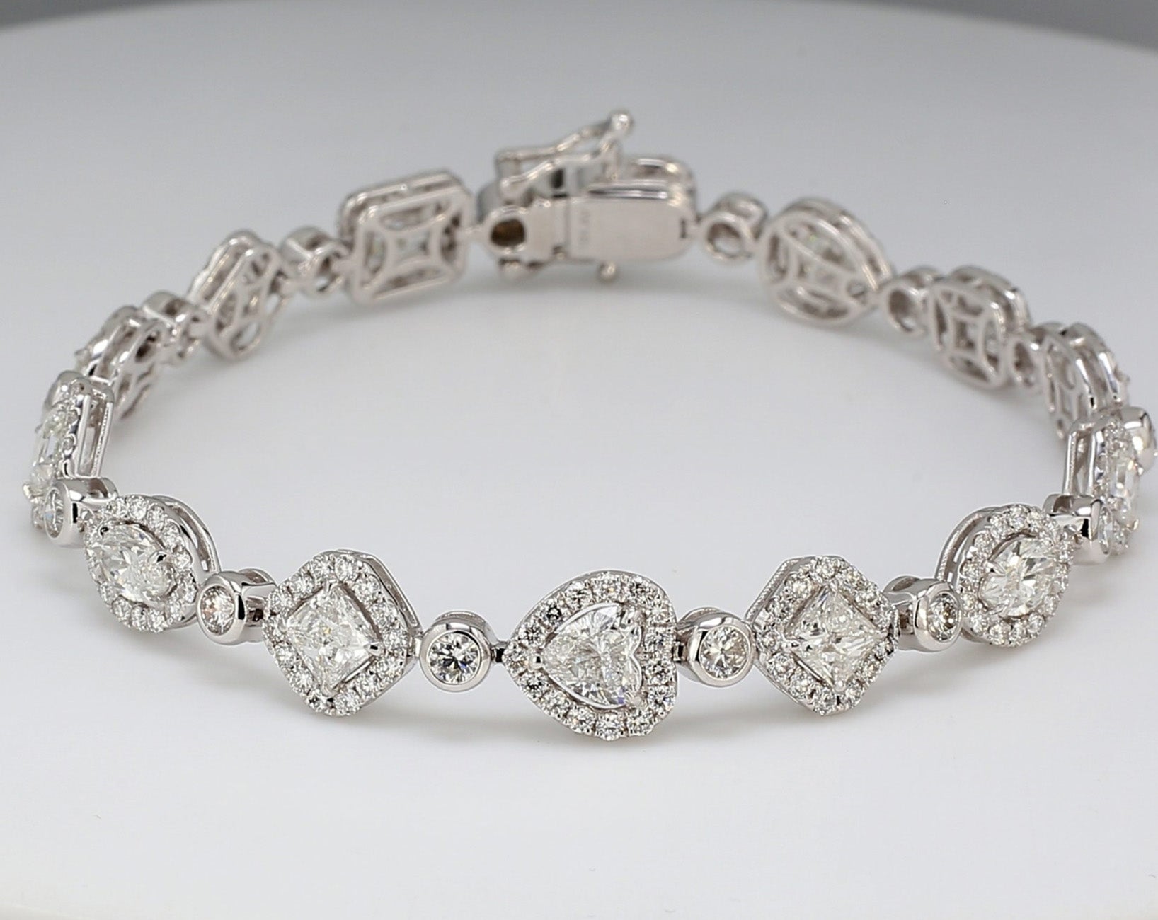 9.78 CTW 18 K White Gold Tennis Bracelet