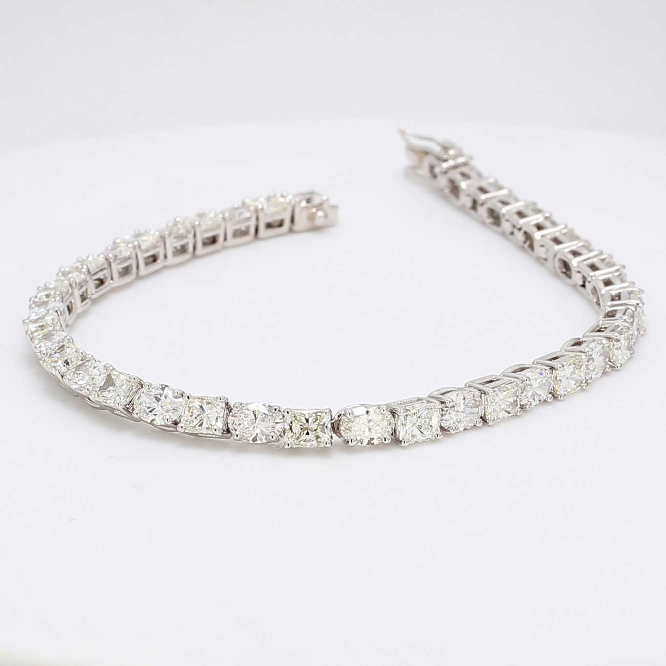 10.62 CTW 14 K White Gold Tennis Bracelet