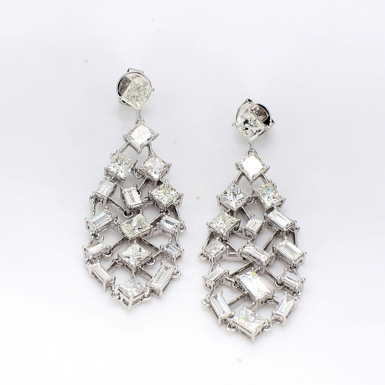 6.34 CTW 18 K White Gold Chandelier Earrings