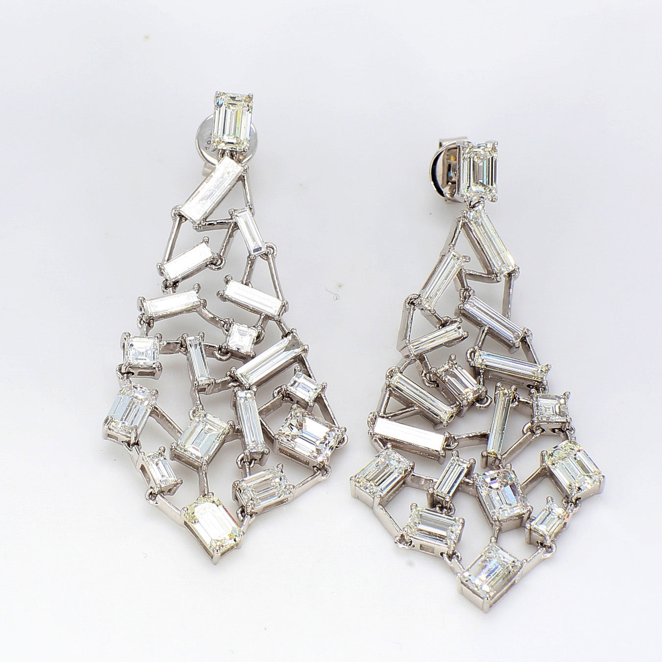 8.05 CTW 18 K White Gold Chandelier Earrings