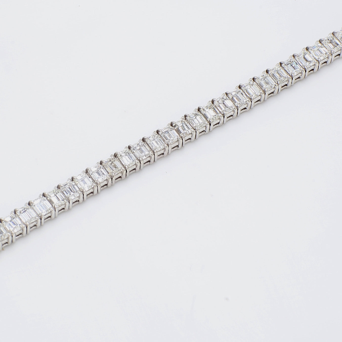 11.03 CTW Emerald Platinum Tennis Bracelet