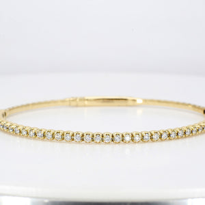 0.88 CTW Round 18 K Yellow Gold Bangle Bracelet