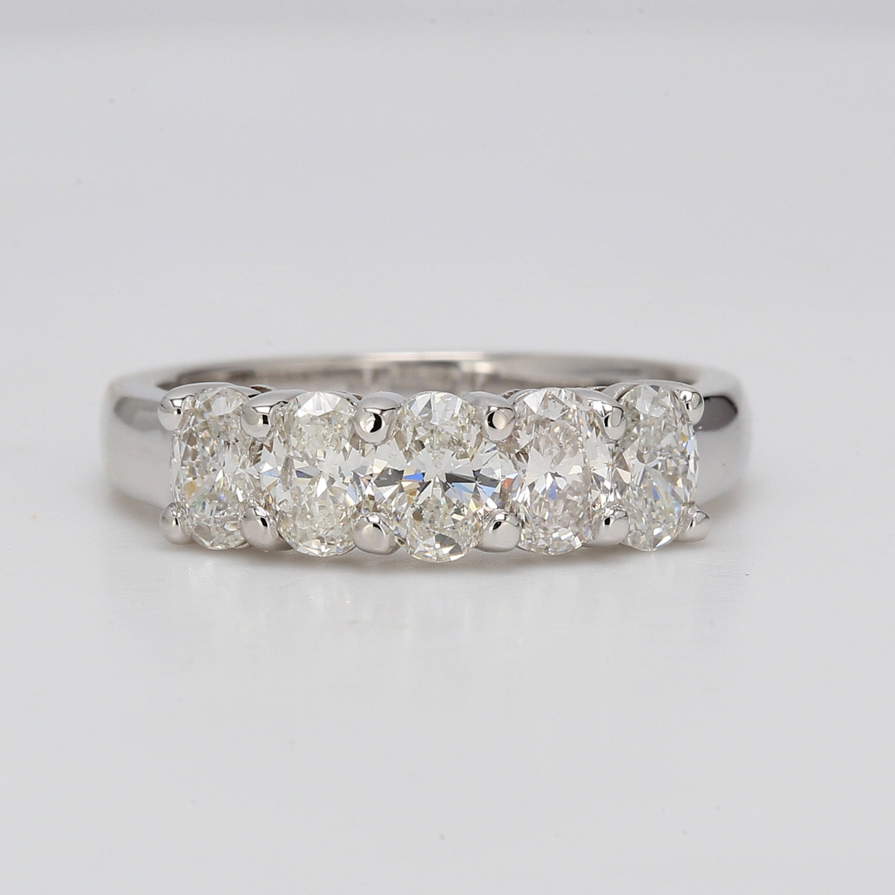 1.51 CTW Oval 18 K White Gold Diamond Wedding Band