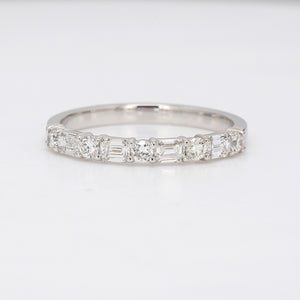 0.60 CTW Platinum Diamond Wedding Band