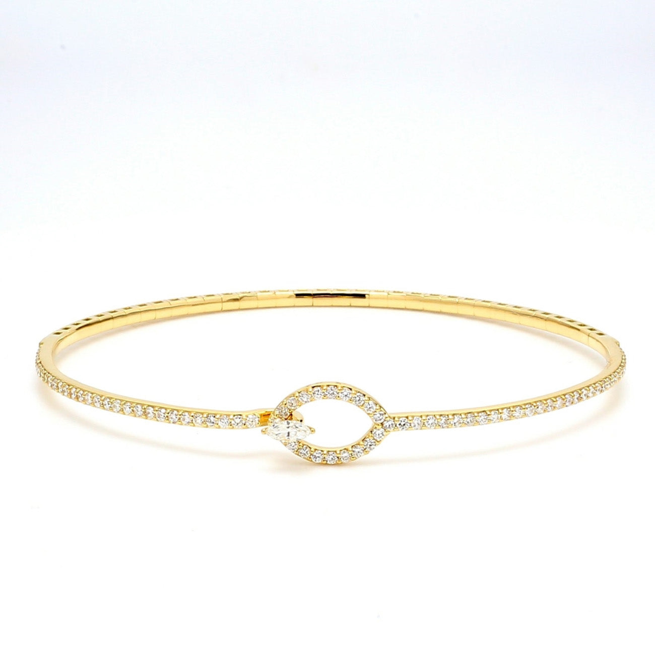 0.71 CTW 18 K Yellow Gold Bangle Bracelet