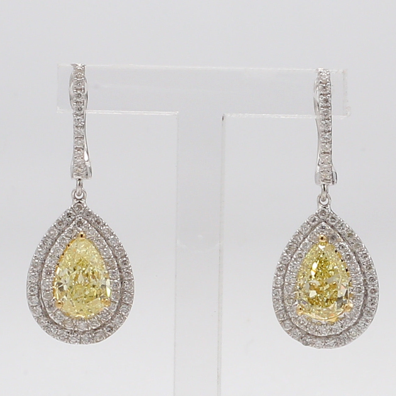 2.97 CTW Pear 18 K White Gold Drop Earrings