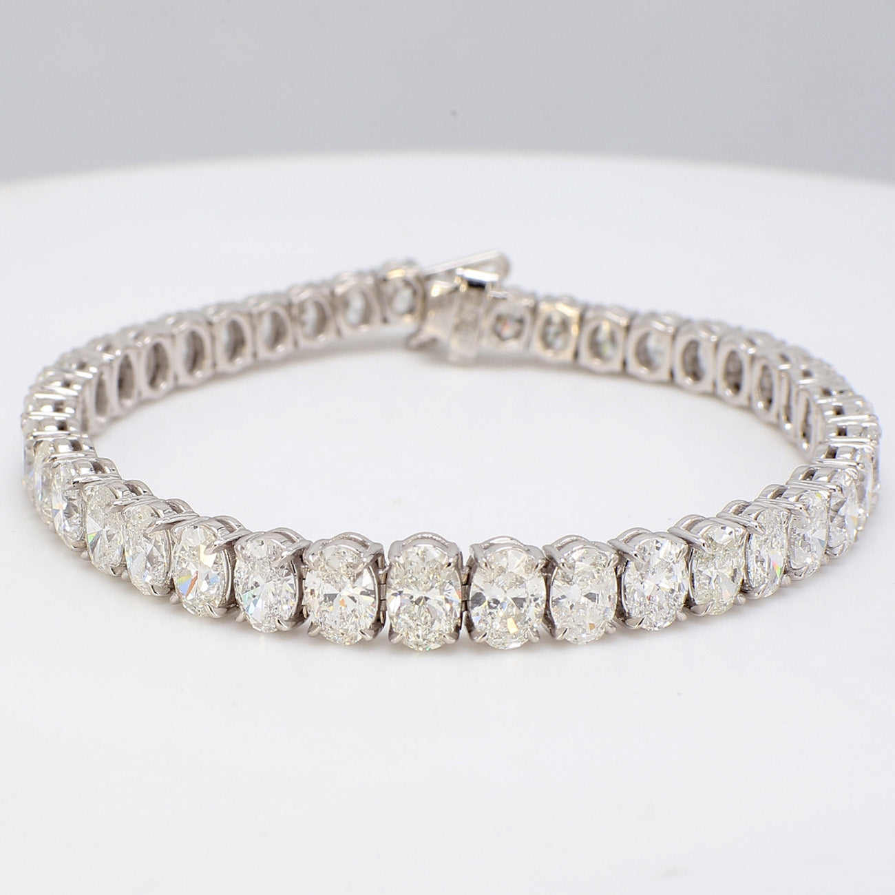 13.41 CTW Oval Platinum Tennis Bracelet