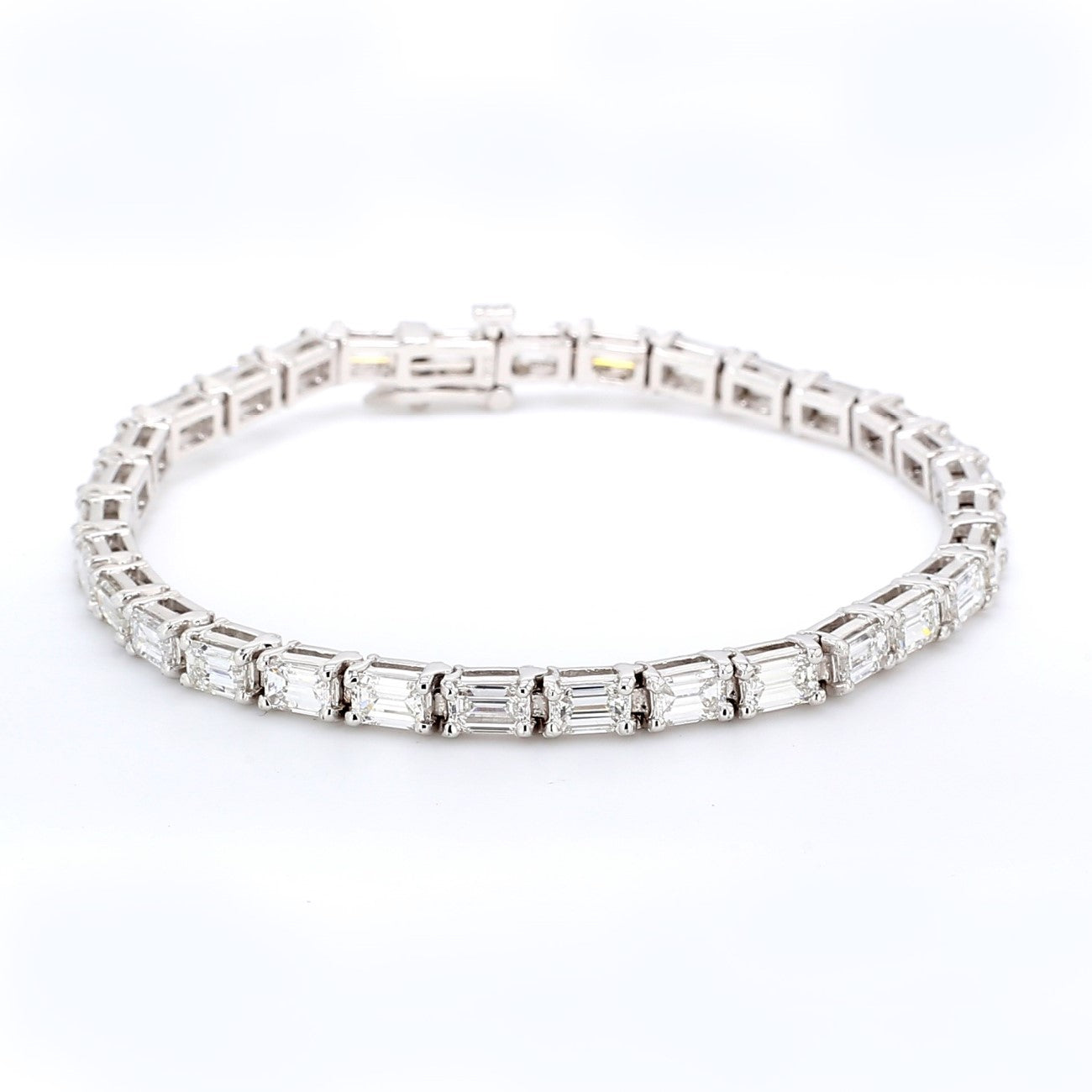 8.24 CTW Emerald 14 K White Gold Tennis Bracelet