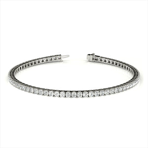 2.71 CTW Plat Bracelet