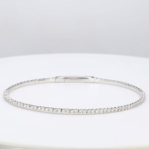 1.04 CTW Round 18 K White Gold Bangle Bracelet