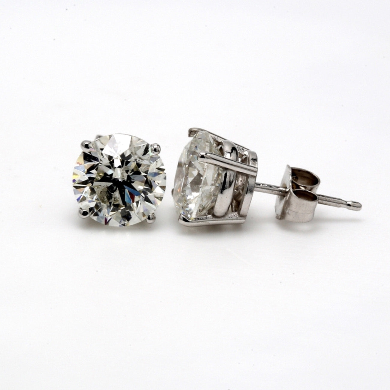 1.55 CTW Round 14 K White Gold Earring Studs